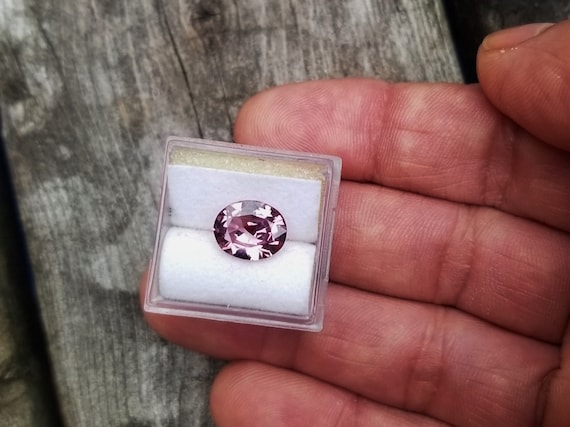 Pinkish purple Spinel 2.50 cts from Ceylon