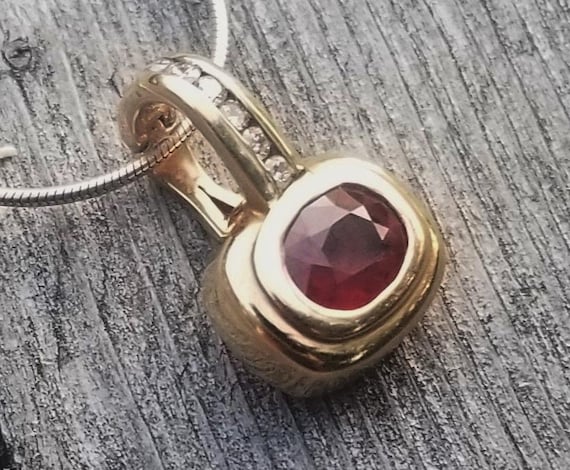 Vintage Ruby Gold Pendant Anniversary Gift July Birthstone