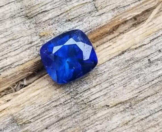 Blue Sapphire for Anniversary Ring, September Birthstone for Handmade Jewelry