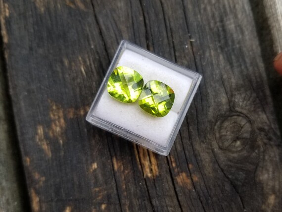 Fine Square Cushion Peridot 9 MM Total Weight 6.72 Cts