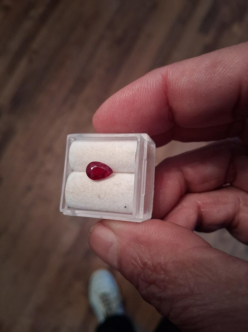 Deep Red Ruby Pear Shape, July Birthstone for Jewelry image 6