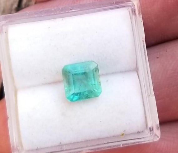 Brazilian Square Emerald May Birthstone for Jewelry Gift