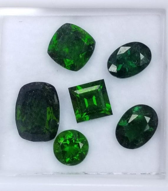 Diopside Dark Green Collector Gemstones for Jewellery Design