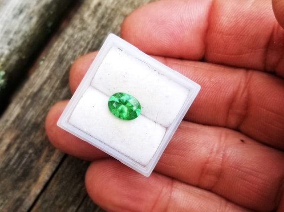 Natural Green Garnet for Custom Jewelry, January Gemstone Tsavorite Garnet for Anniversary Jewelry, January Birthstone for Anniversary Gift