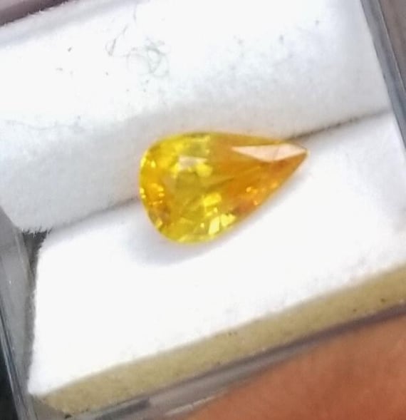 Ceylon Yellow Sapphire  8.4x5.5 MM Pear Shape