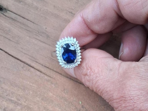 Ceylon Blue Sapphire Diamond Halo Engagement Ring for Anniversary Gift
