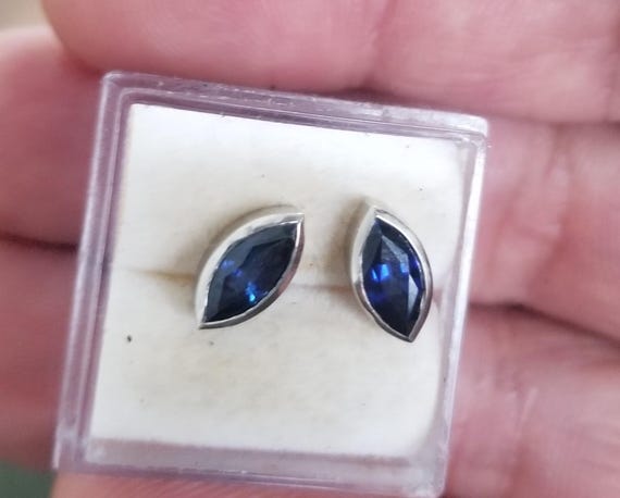 Peacock Blue Sapphire 14k White Gold Bezel Set Earrings for Anniversary Gift, Free Shipping to North America