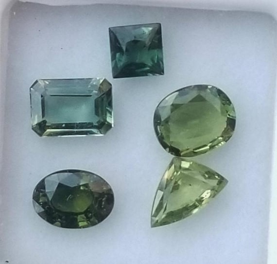Natural Green Sapphire Parcel 4.15 cts for Jewellery