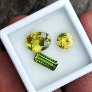 Sphene Collector Gemstone Parcel 4.92 Cts image 1