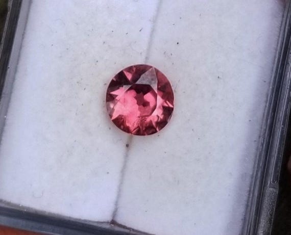 Unique Sapphire 5.5 MM Round Cut September Birthstone for Jewellery