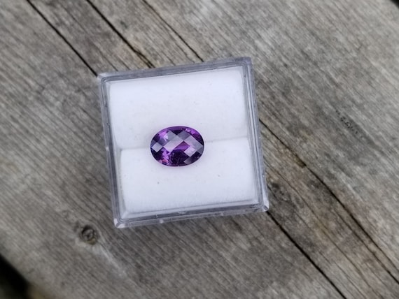 Ceylon Purple Sapphire 8.5x6.3 MM Oval Checkerboard