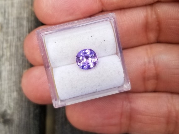 Neon Purple Lilac Sapphire  6.8x6.3MM Square Cushion for Bridal Ring