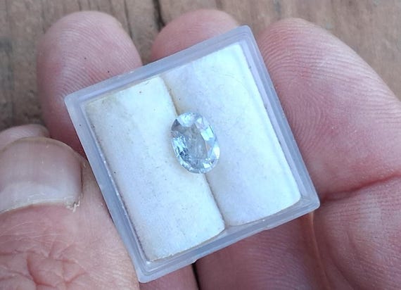 Natural White Gray Sapphire Oval Shape September Birthstone