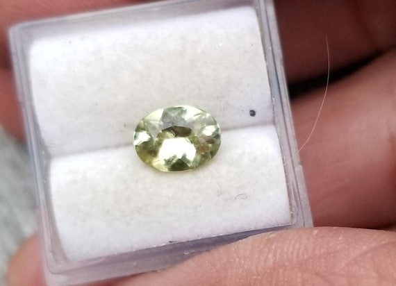 Unique Color Ceylon Oval Green Sapphire Gift for Her, September Birthstone for Jewelry Design, Free Shipping to USA