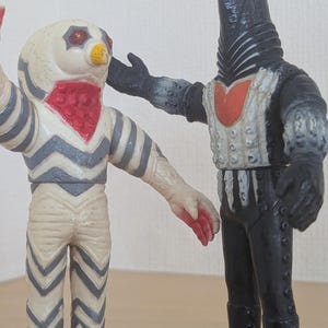 Japanese Kaiju Sofubi Set Alien Guts Pegassa Ultraseven Vinyl Figures from Japan