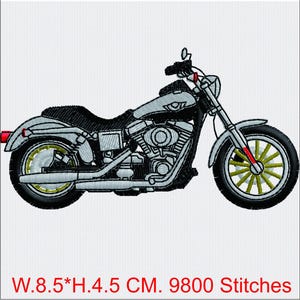 Diseño de bordado a máquina para motocicleta Cruiser - Archivo digital de motociclista chopper