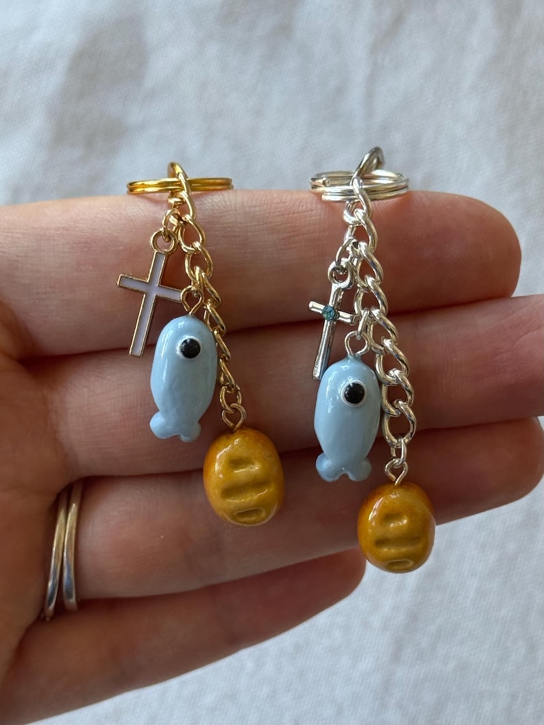 Handmade Jesus Feeds 5000 Keychain, Clay Fish Loaves Purse Charm - Etsy