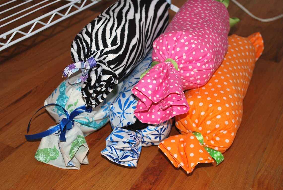 Pdf Tootsie Roll Pillow Sewing Pattern INSTANT DOWNLOAD Etsy