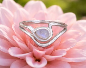 Rainbow Moonstone Ring, Sterling Silver Rings, Statement Ring, Gemstone Ring, June Birthstone Ring, Ring for Her, Gift Ring, Christmas Gifts