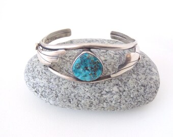 Vintage Navajo Sterling & Turquoise Cuff Bracelet—Open Lightweight Design, Teardrop Turquoise  w/ Great Blue Colors Modern Southwest Look