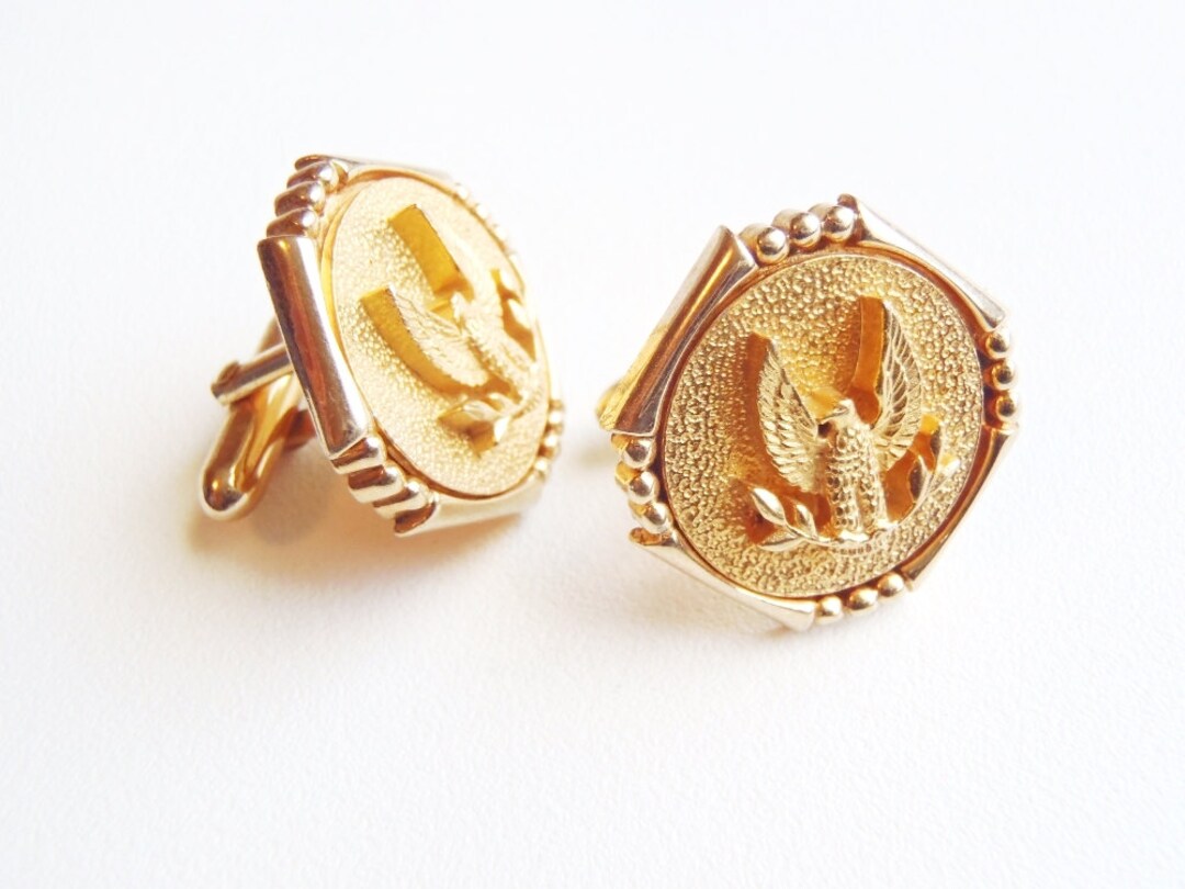 Photo inspiration: Gallery Detail: Classic Gold Tone Swank Cuff Links Eagle W Raised Wings