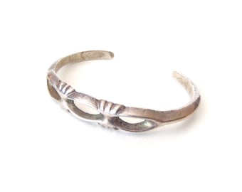 Navajo Tufa-Cast Cuff Bracelet—Delicate All Sterling Silver Openwork Cuff Cast in Carved Stone Mold—2 ”Butterflies” & 3 Double Arcs Design