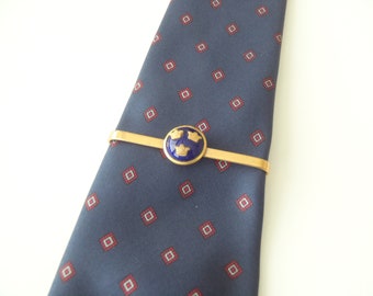 Three Crowns “Tre Kroner” Design Unsigned Sporrong Co. Sweden Goldtone & Deep Blue Enamel Tie Clip Clasp—Swedish National Emblem Necktie Bar