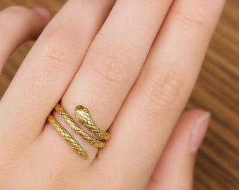 Gold Snake Ring, Serpent Wrap Ring, Adjustable Animal Ring, Boho Statement Ring, Minimalist Gold Ring, Gift for Her