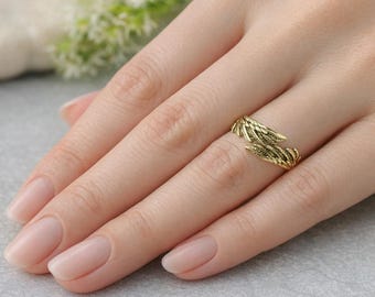Angel Wing Ring, Adjustable Gold Feather Ring, Guardian Angel Jewelry, Boho Statement Ring, Minimalist Wing Ring, Spiritual Gift for Her