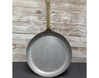 VTG Tagus 8" Round Copper Skillet Pan Made in Portugal Riveted Shallow Omelet