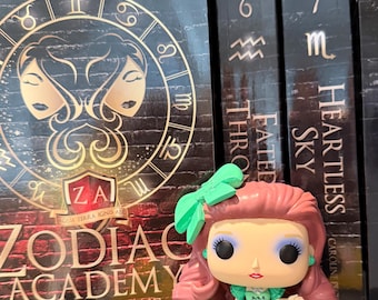 Geraldine Grus Inspired Pop