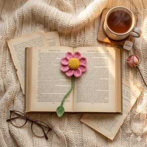 Crochet Bookmark Pattern PDF | Daisy Bookmark | Easy Crochet Design | Handmade Gift for Book Lovers | Teacher Gift | Instant Download
