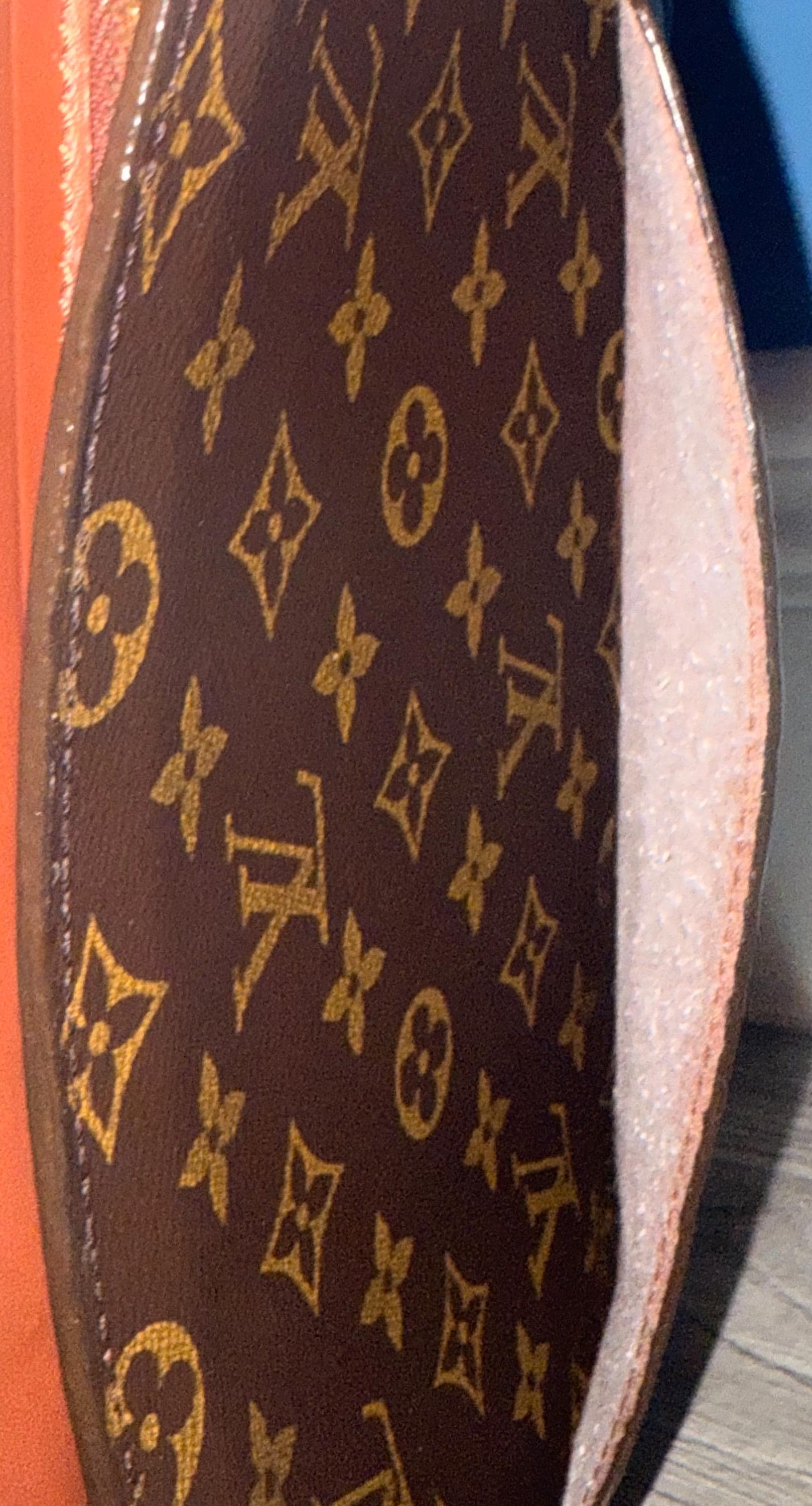 Vintage Authentic Louis Vuitton Monogram Canvas Pochette Homme