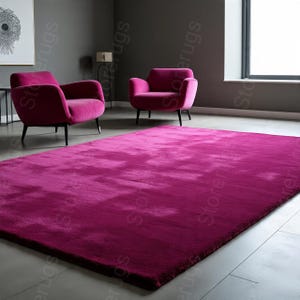 Magenta ullmatta: Handgjord enfärgad, modern stil