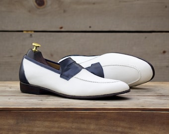 Eleganckie, ręcznie robione, męskie, niebiesko-białe buty | Skórzane mokasyny typu penny loafers | Wsuwane mokasyny | Eleganckie buty | Styl formalny i casualowy | Prezent dla niego
