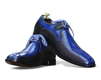 Elegante Oxford con textura de pitón azul y negro hecho a mano / Zapato con cordones con textura de pitón exótica / Calzado formal de dos tonos / Diseñador para hombre