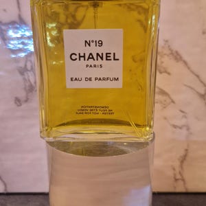 Chanel N19 Parfum - Etsy Canada