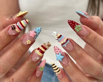 Kawaii Candy Stripe Bear Star Press On Nails, Colorful 3D Charm Stiletto Handmade Reusable Luxury Fake Nails Button Polka Dot Set