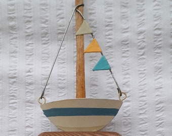Décoration bateau en bois et étagère à poissons : décoration nautique (18 x 5,5 cm)