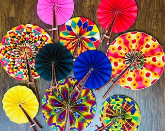Abanico de mano, abanico africano, estampado Ankara, abanicos estampados africanos con asas de cuero, abanico Kente de Ghana, abanico hecho a mano, abanico plegable de playa ENVÍO RÁPIDO