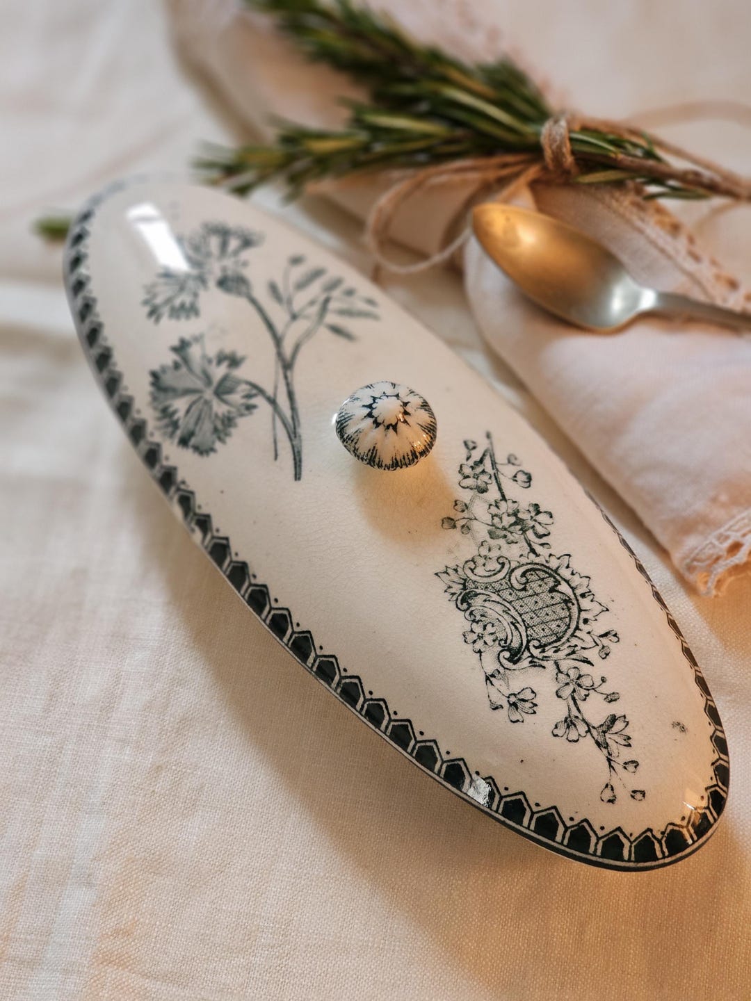 Victorian Green Transferware Vegetable Dish: Antique English