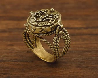 Hidden Locket Ring • Medieval Style Secret Compartment Ring • Antique Gothic Statement Jewelry • Renaissance Inspired Ring