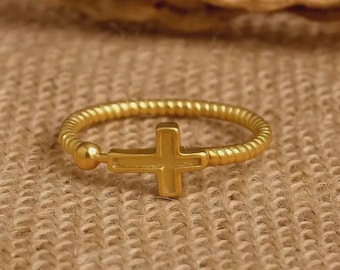 Minimalistische gouden kruisring, sierlijke verstelbare geloofsring, religieuze sieraden voor vrouwen, christelijk cadeau, vergulde kruisband, alledaagse ring