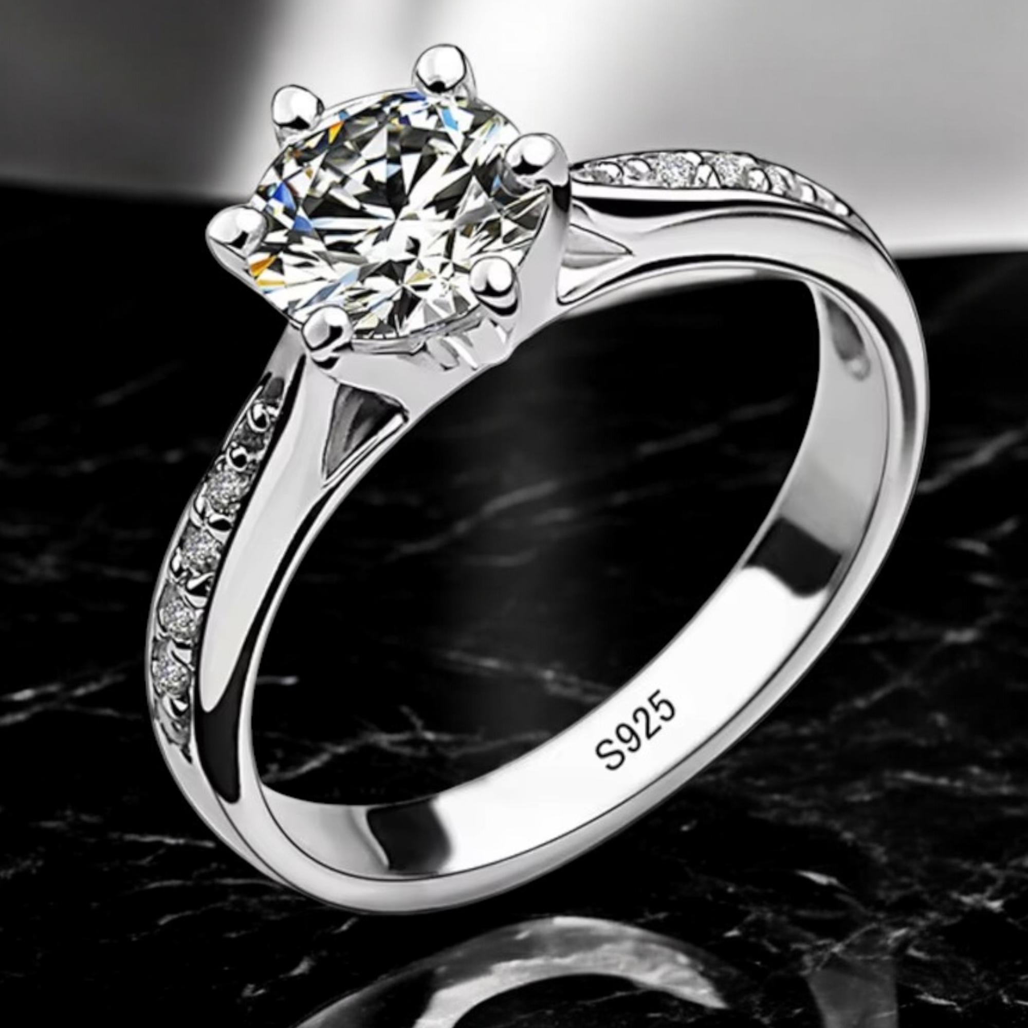 Bague Argent 925 Massif Avec Zircon Blanc - Grande Taille 60/61 - Occasion