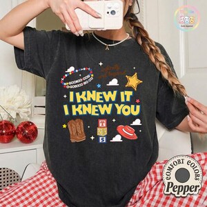 Retro I Knew It I Kwis You Were Turning 5 Shirt, TS en Toy Story 5-shirt, Disneyland TS Toy Story 5-verjaardag, Toy Story-verjaardagsshirt afbeelding 3