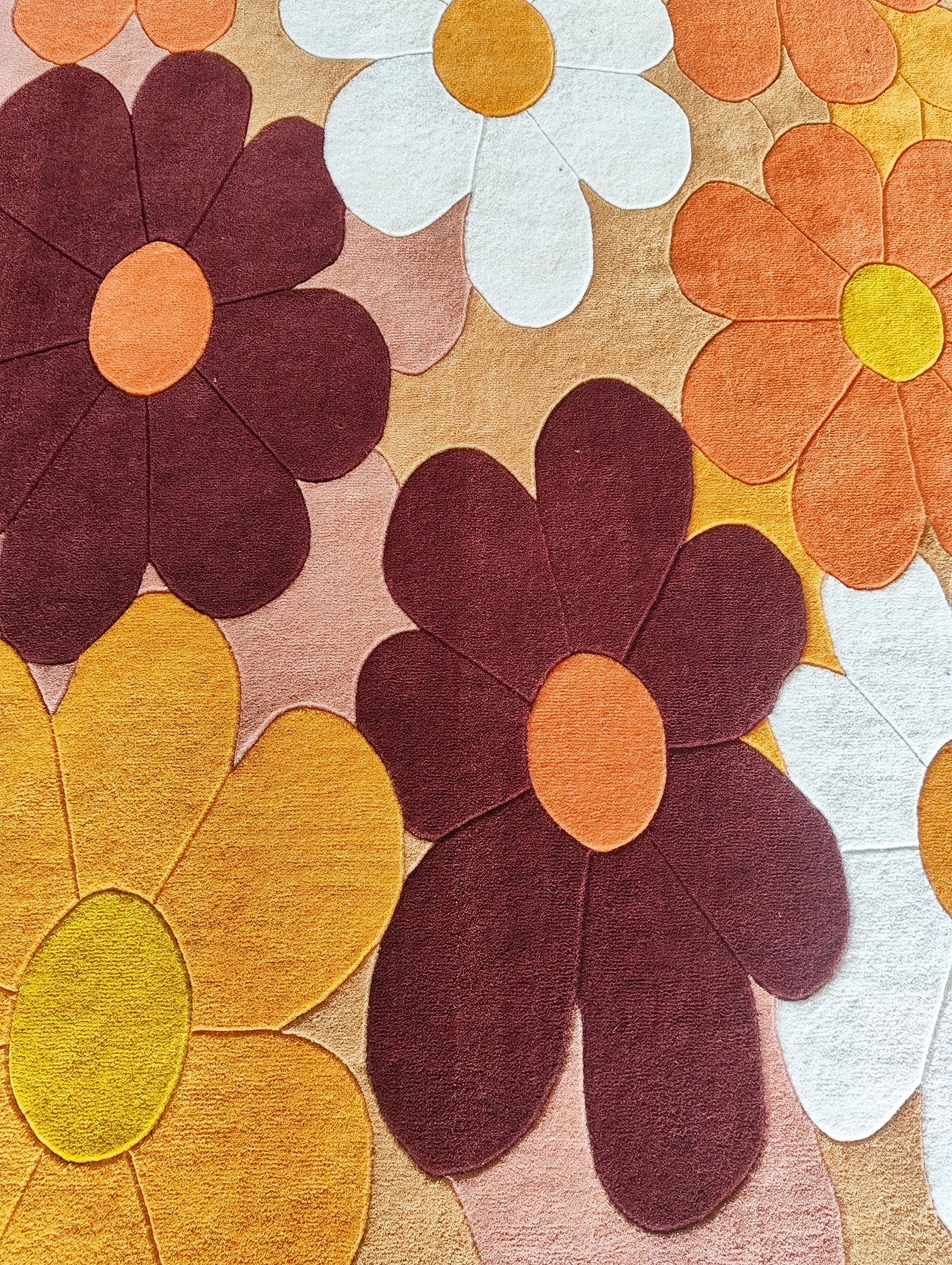 70s Retro Floral Rug - Hand-tufted 3D Daisy Pattern - Groovy Mid ...
