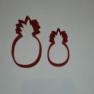 Pineapple shaped cookie cutters - Set of 2