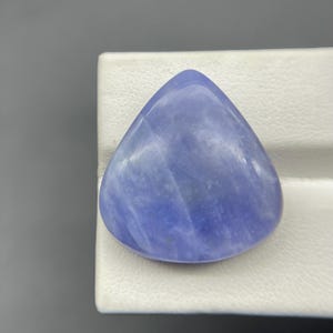 Hackmanite, Color Change UV Reactive, Fluorescence crystal, Pear Cabochon, 24x22x6MM, 23 CTS, Beautiful Cabochons,