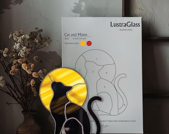 Patrón de vitral de gato y luna: Plantilla de atrapasol DIY (Descarga PDF)