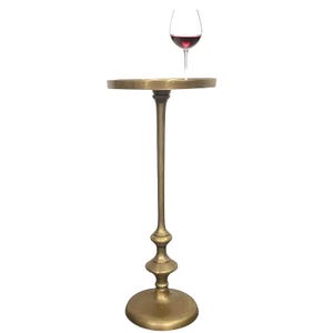 Tavolino laterale in alluminio pressofuso fatto a mano / Finitura in ottone anticato